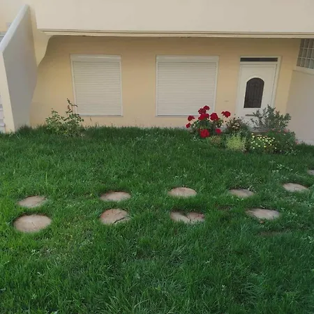 Apartment 70 M From The Sea Cozy Spacious Melission