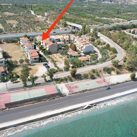 70 M From The Sea Cozy Spacious