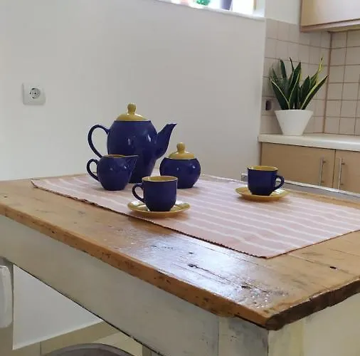 70 M From The Sea Cozy Spacious * Melíssion