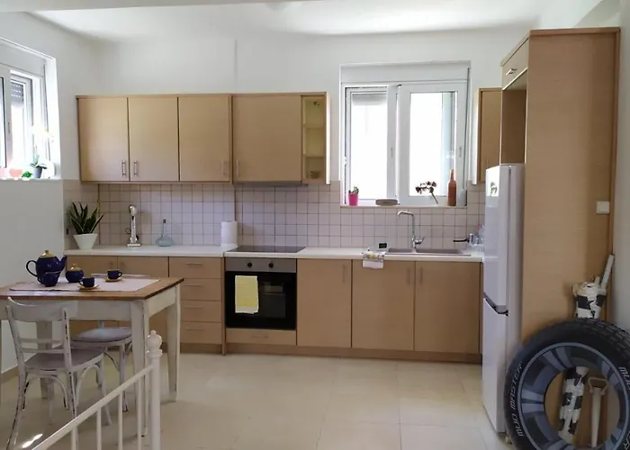 70 M From The Sea Cozy Spacious Melíssion